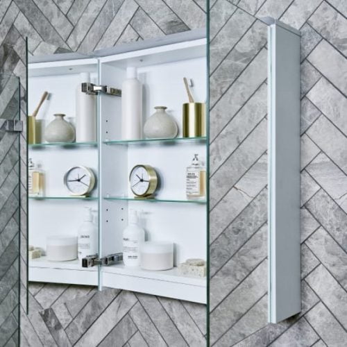 Spegilskápar og yfirskápar