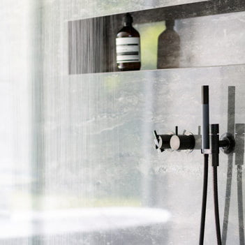 Innblástur fyrir sturtur hjá Tengi