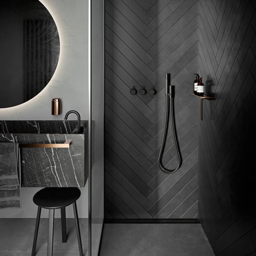 Nidurfoll fyrir sturtur svartar flisar