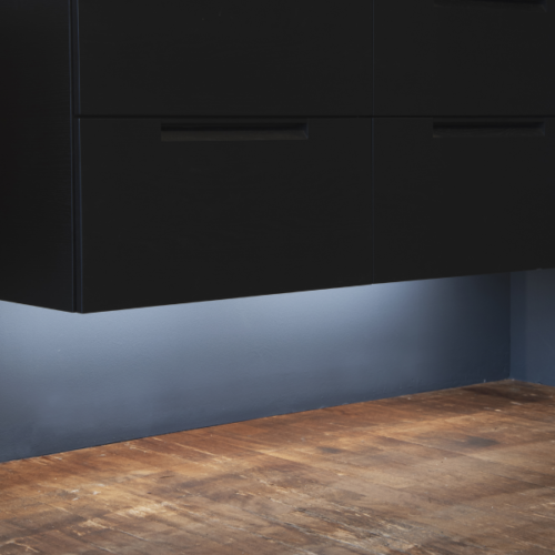 LED lýsing undir Macro innréttingu 80cm